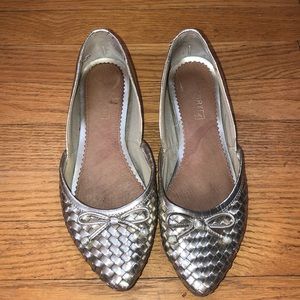 Sperry Top Sider gold flats.